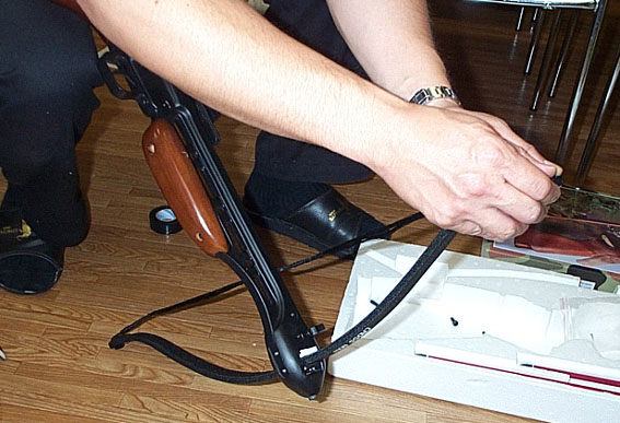 コンパウンド 滑車 タイプ フルサイズクロスボウ 大和企画 ナイフ クロスボウ スタンガン等 護身用品 護身グッズ の販売 通販 通信販売
